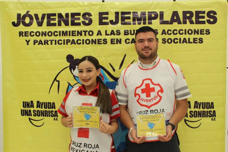 Voluntarios de Cruz Roja afirman que sí se puede trabajar, estudiar, apoyar a la institución y tener una vida normal