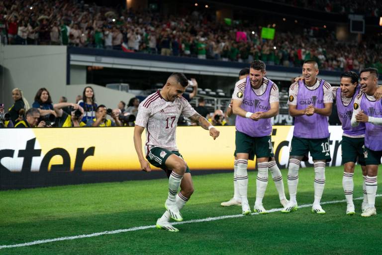 México gana con autoridad a Costa Rica y avanza a semifinales