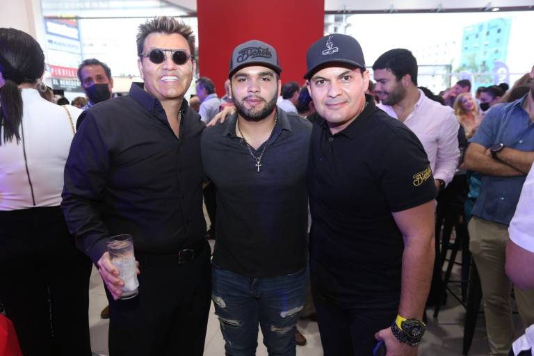 Inauguran en Mazatlán agencia automotriz MG