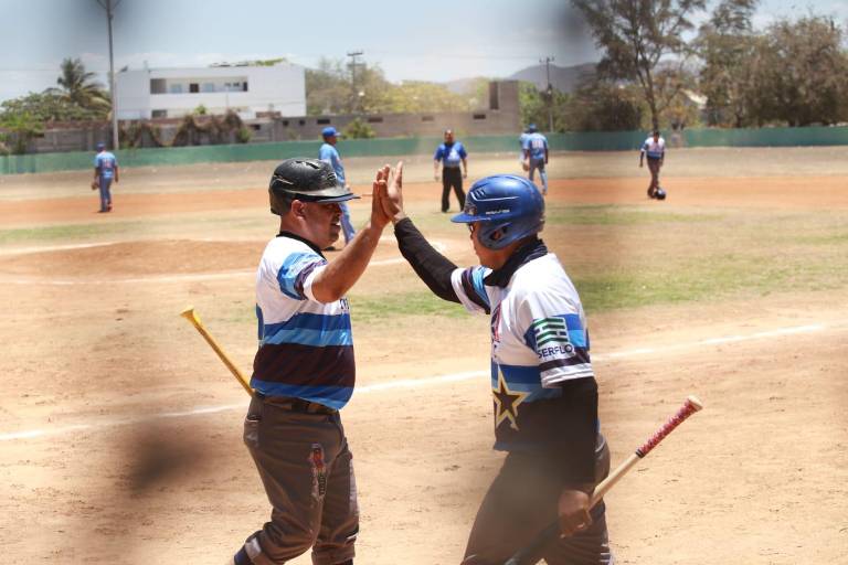 Listos los finalistas del Beisbol 40 Años y Más, en Club Muralla