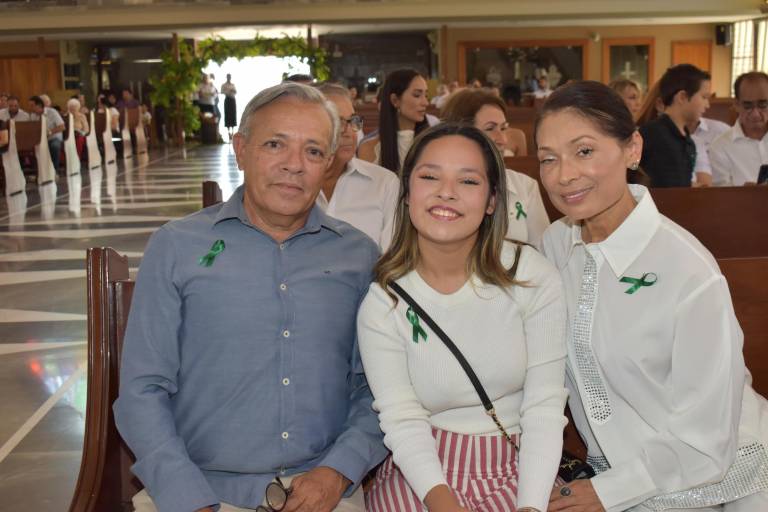 Celebran los agricultores su día y piden a Dios por buenas cosechas