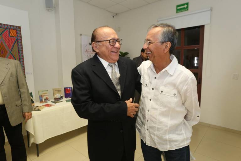 José Ángel Pescador Osuna recibe un homenaje en vida