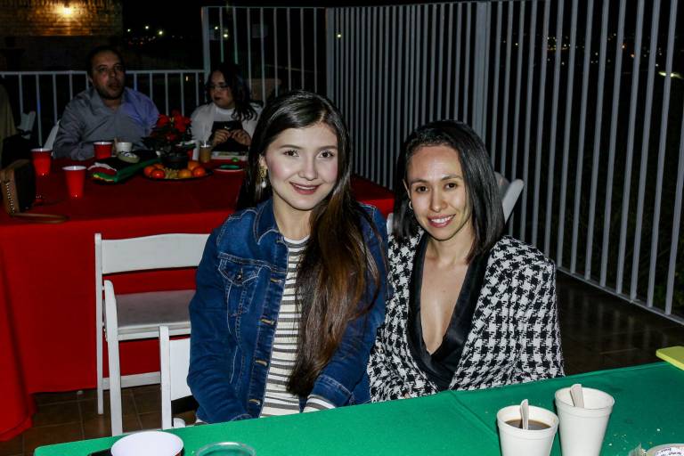 Con piñatas, rifas y música realiza su posada el Instituto de Neurociencias y Educación de Sinaloa