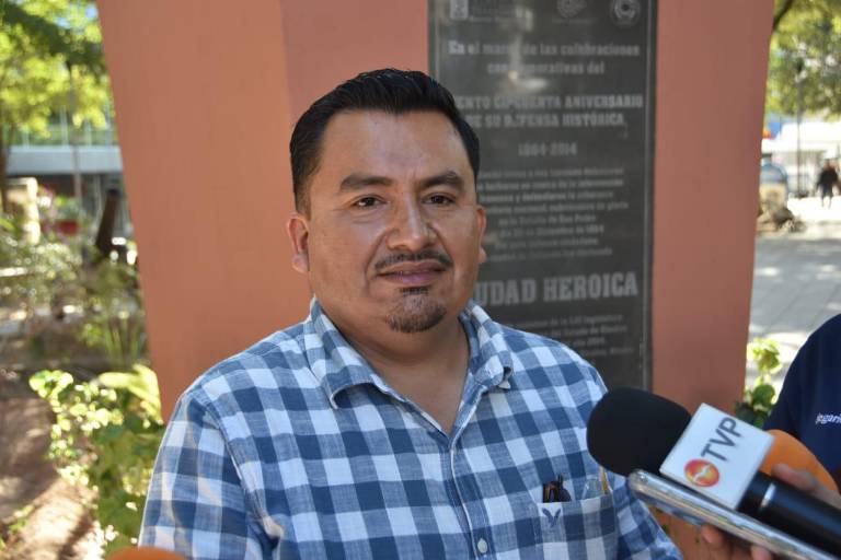 Proponen reordenar comercio ambulante sobre malecón de Altata, en Navolato