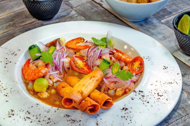 Presenta Cayenna sus nuevos platillos