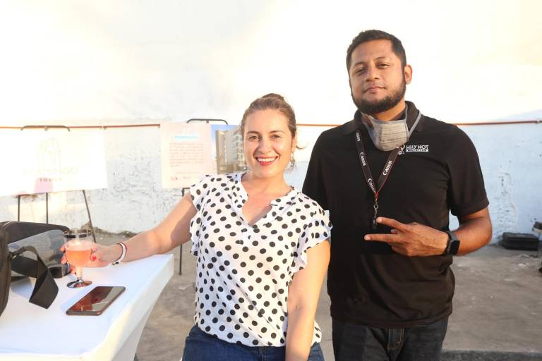 Colocan primera piedra de Flamingo Tower