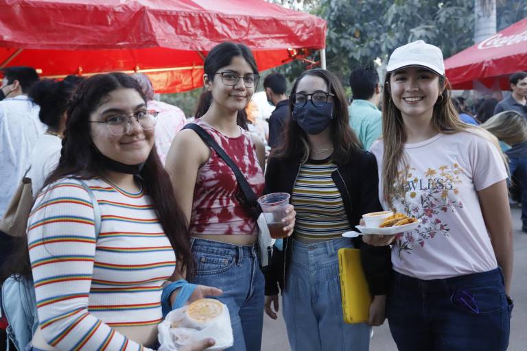 En Culiacán celebran el Día del Taco