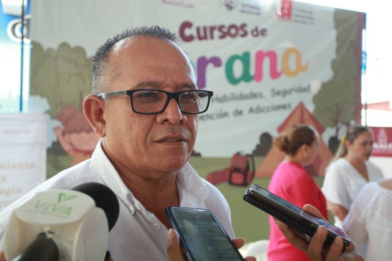 Está prohibido que escuelas retengan documentos por adeudos: SEPyC