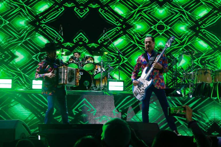 Los Tigres del Norte la vuelve hacer en grande en Culiacán