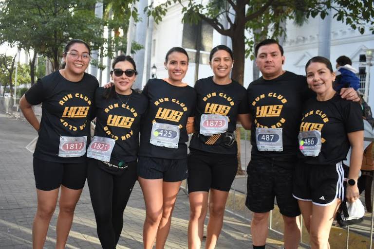 Corren por la paz en Sinaloa en el Maratón Internacional de Culiacán 2025
