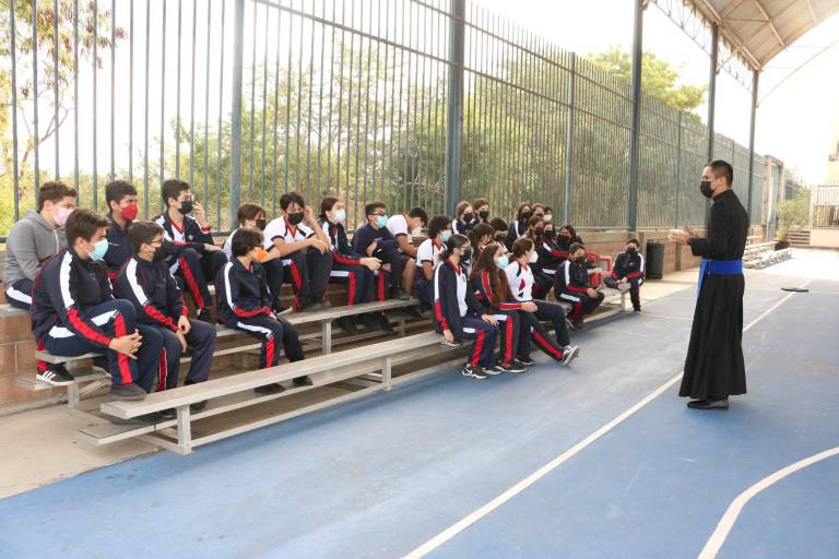 Celebran alumnos el Miércoles de Ceniza