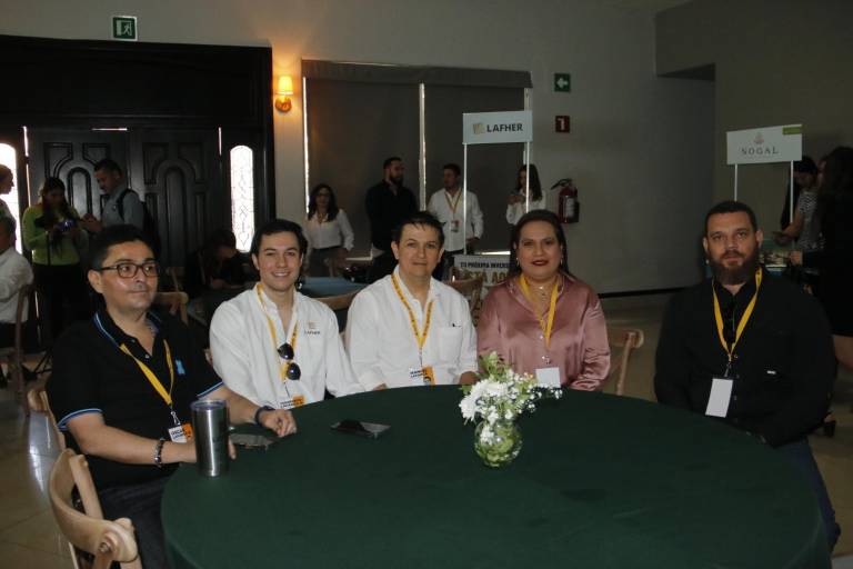 Presenta AMPI Sección Culiacán al nuevo consejo directivo 2024