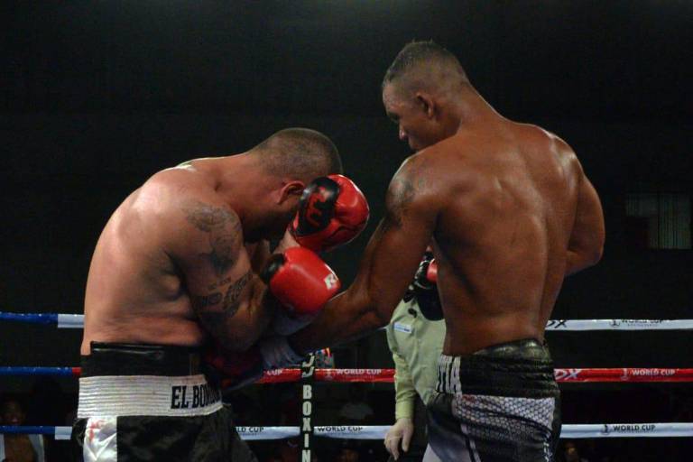 Geovany Bruzón conquista título Latino CMB en Los Mochis