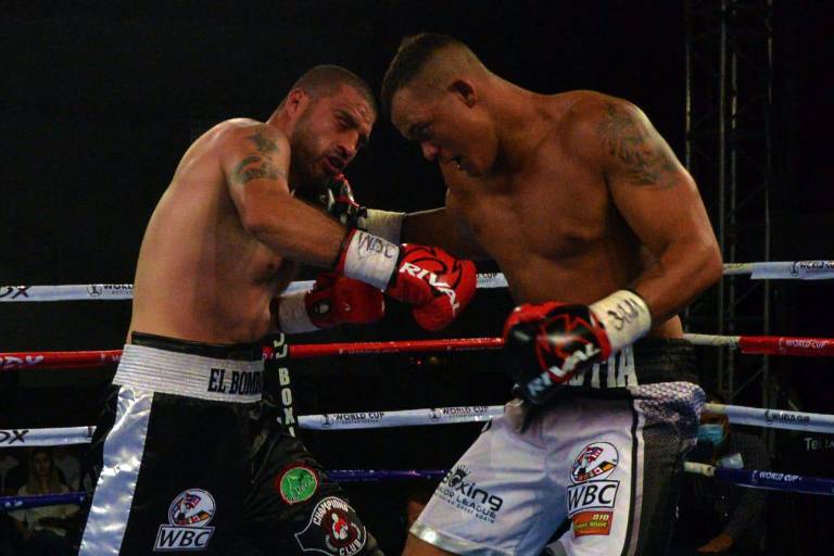 Geovany Bruzón conquista título Latino CMB en Los Mochis