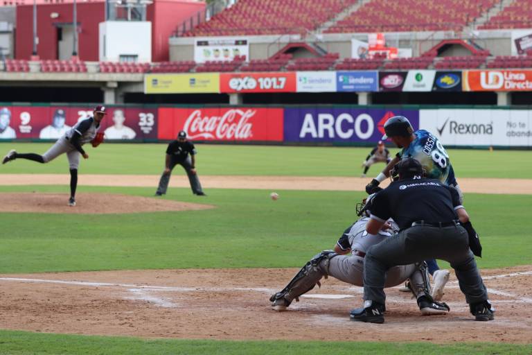 Tomateros de Culiacán cae en su primer juego de pretemporada ante Algodoneros de Guasave