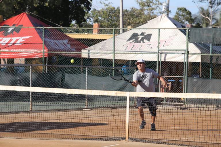 Delfino Torres y Adalberto Osuna suman valioso triunfo en el Torneo del Pavo 2021 del Muralla