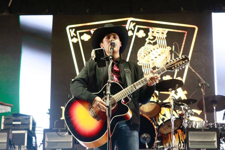 Los Tigres del Norte la vuelve hacer en grande en Culiacán