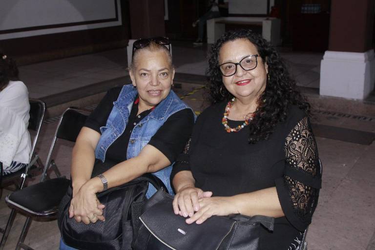 Conocen en Culiacán, la primera novela de Arturo Santamaría