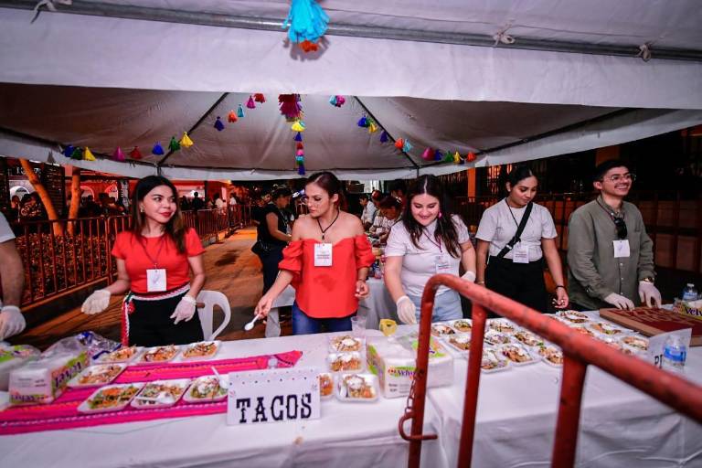 Pese a violencia en Sinaloa, Alcalde de Mazatlán invita a disfrutar de verbena popular este domingo en la Plazuela República