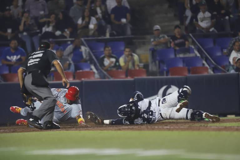 Sultanes empareja la serie ante los Águilas