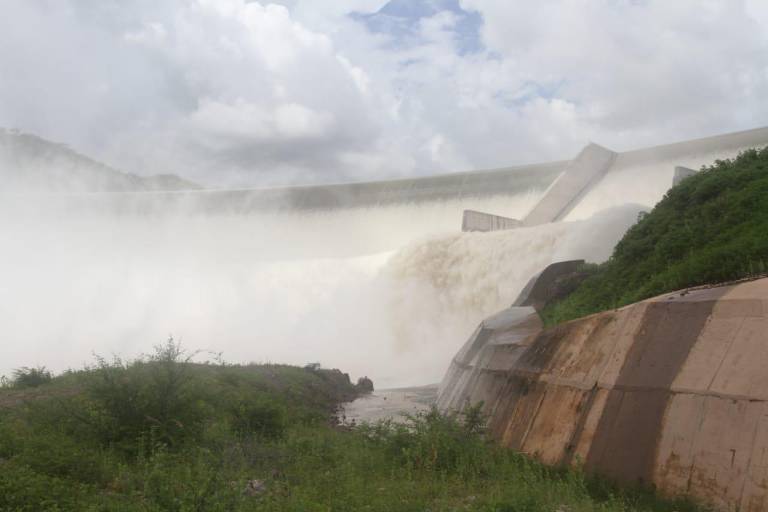 Vierte Presa Picachos gran cantidad de agua al subir al 106.65 por ciento de su capacidad de almacenamiento
