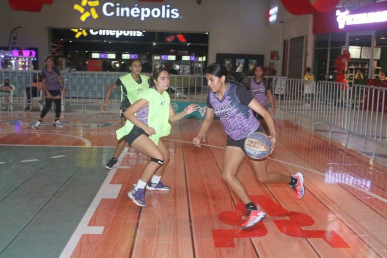 No cesan las emociones de la Liga de Baloncesto 3x3 Fuerza Talento