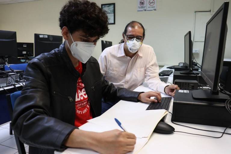 Estudiante de la UAS representará a México en la Olimpiada Europea de Física 2022