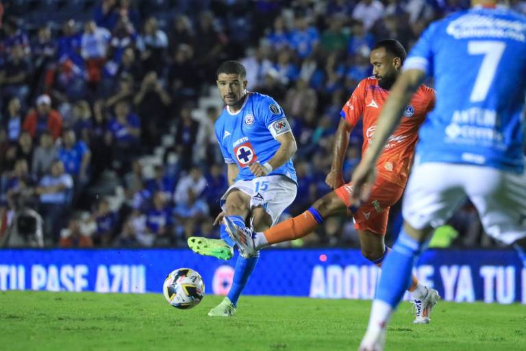 Mazatlán FC pierde de último minuto ante Cruz Azul en su debut en el Apertura 2024