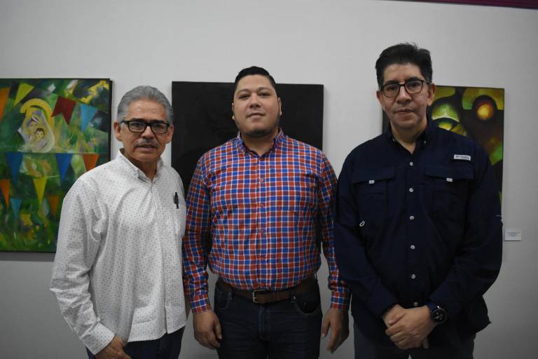 Admiran sinaloenses el Color de Colombia en muestra pictórica