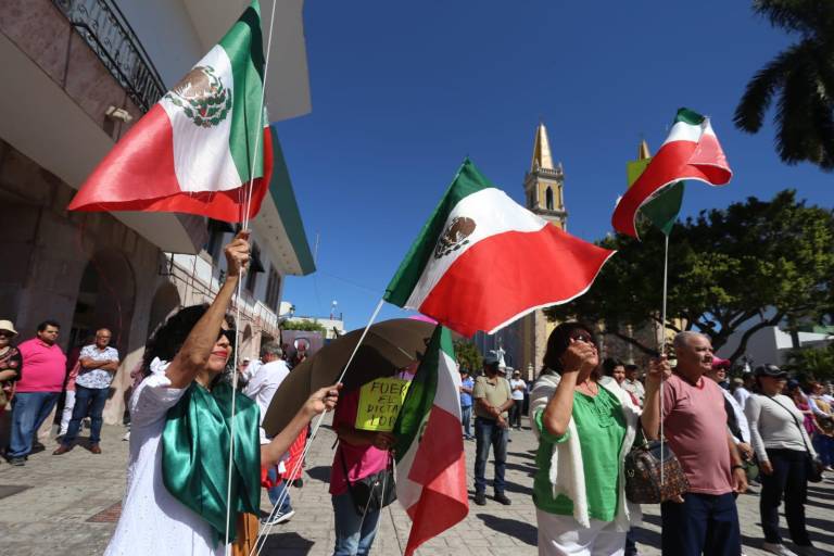 Se suma Mazatlán este domingo a Marcha por Nuestra Democracia