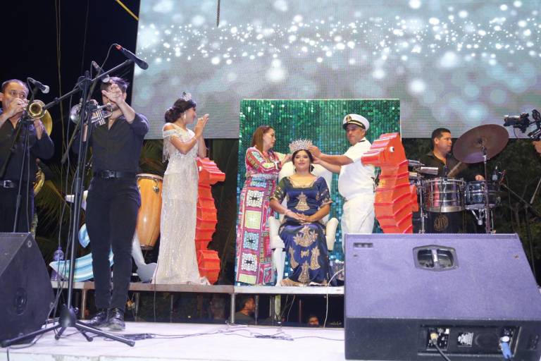 Coronan a Mariana I como soberana de las Fiestas del Marino 2023