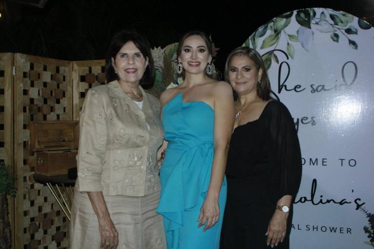 Carolina Covarrubias se despide de la soltería