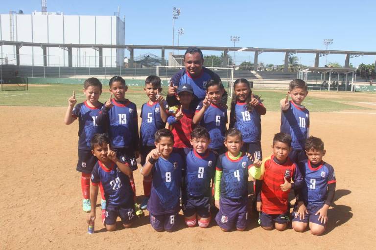 Club Muralla conquista doblete en la Copa Mazatlán de Futbol