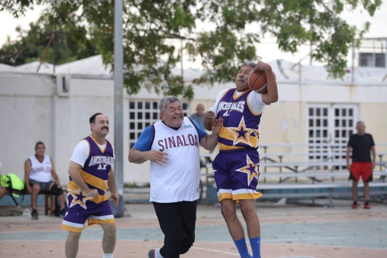 Telmex cierra rol con triunfo en Maxibaloncesto