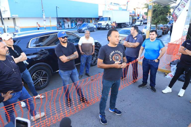 Comerciantes exigen celeridad en trabajos de la Insurgentes en Mazatlán