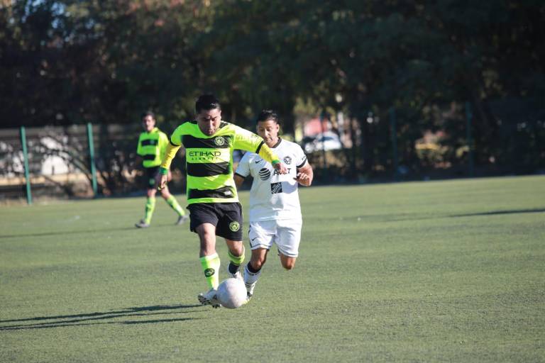 Villa Unión golea a Urías en el Futbol Superveteranos