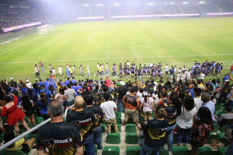 Dan banderazo de arranque de la Copa Mazatlán de Futbol 11 y 9