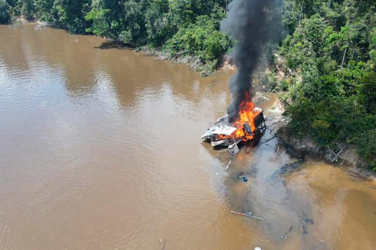 $!Histórica operación contra minería ilegal en la selva amazónica