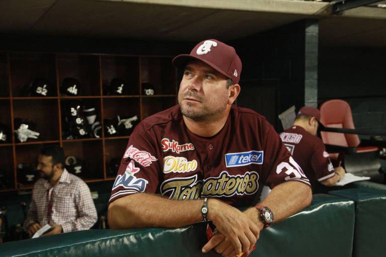 Benjamín Gil está amarrado como mánager de Tomateros, lo esperarán aunque Angelinos llegue a la Serie Mundial