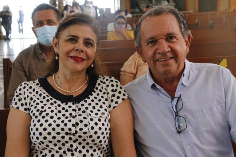 Los agricultores agradecen por el trabajo en el campo