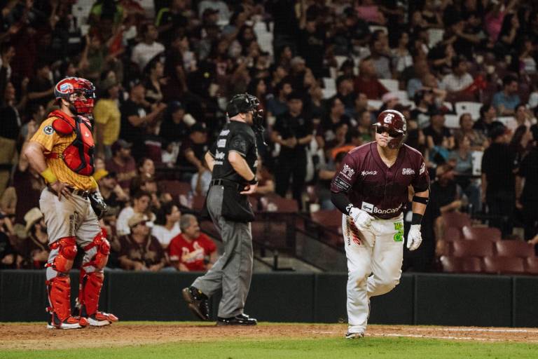 Alexis Wilson da triunfo y serie a Tomateros de Culiacán