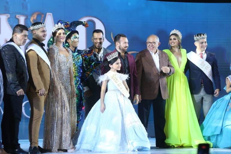 ‘Destapan’ el tema y candidatos del Carnaval de Mazatlán 2022