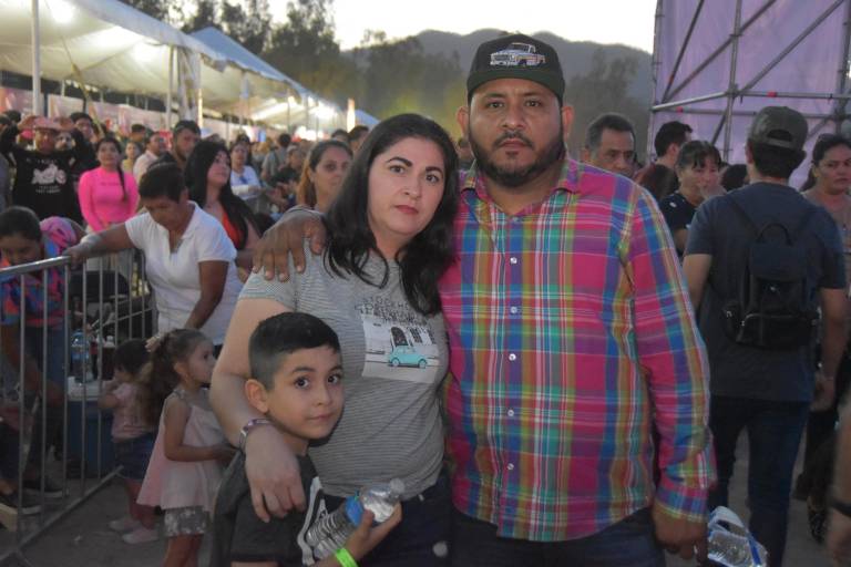 Disfrutan de un paseo por las nubes, música y mucha diversión en Narnia