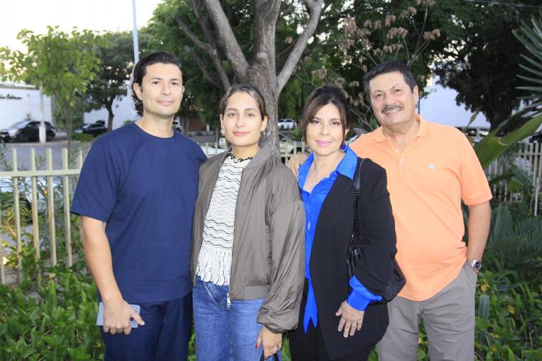 Música, tientos, zapateado y olé, por Chepina Guerra