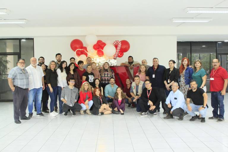 Celebran colaboradores de Noroeste un 2023 pleno de festejos