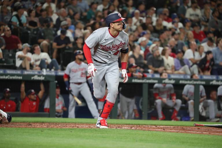 Joey Meneses y su destacado andar por las Grandes Ligas