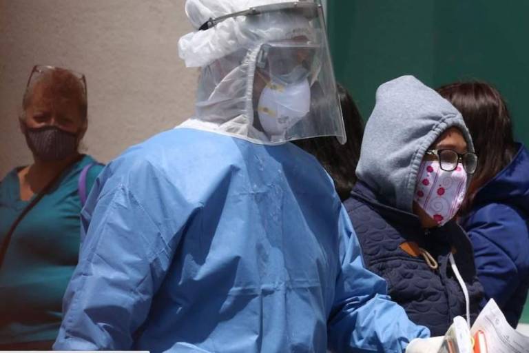 En Sinaloa sí han fallecido pacientes ya vacunados contra el Covid, pero es por enfermedades crónico degenerativas: Salud