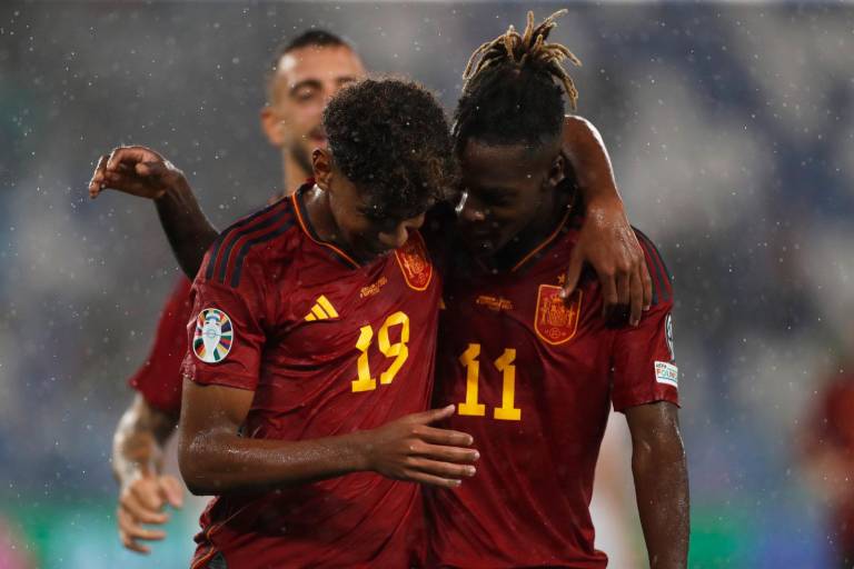 Goleada de España y pleno de Portugal en eliminatorias para la Euro