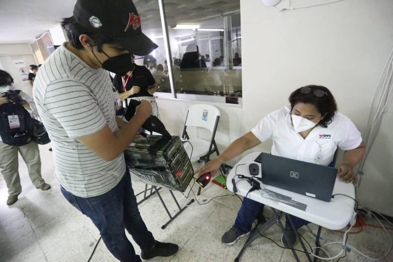 Morena ganaría 9 gubernaturas y la oposición 3, según conteos rápidos; Michoacán, Campeche y SLP, con resultados cerrados