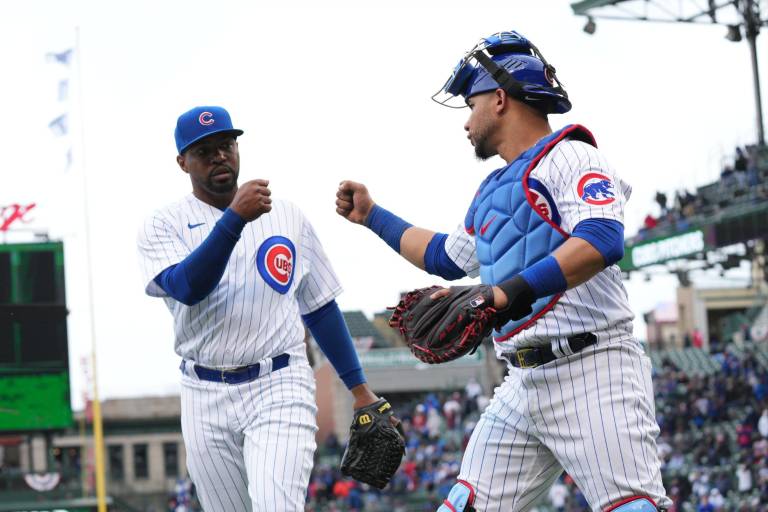 Cachorros abren la campaña de Grandes Ligas con triunfo ante Cerveceros